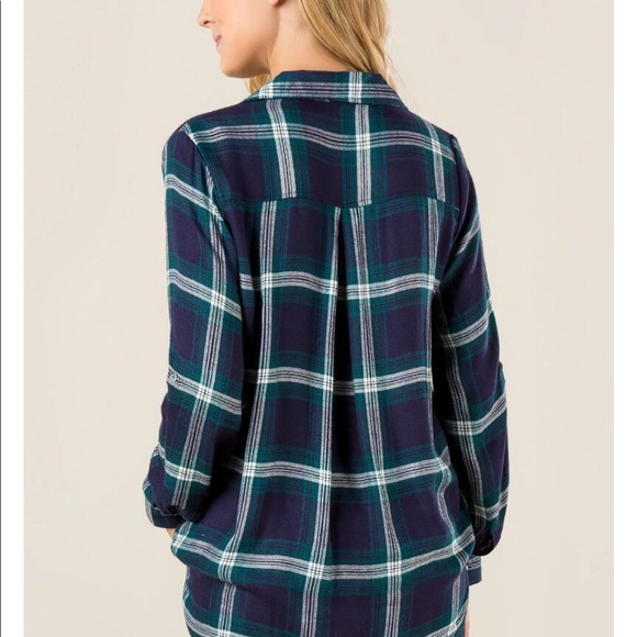 • Plaid Wrap Top Green and Blue - Picture 5 of 14